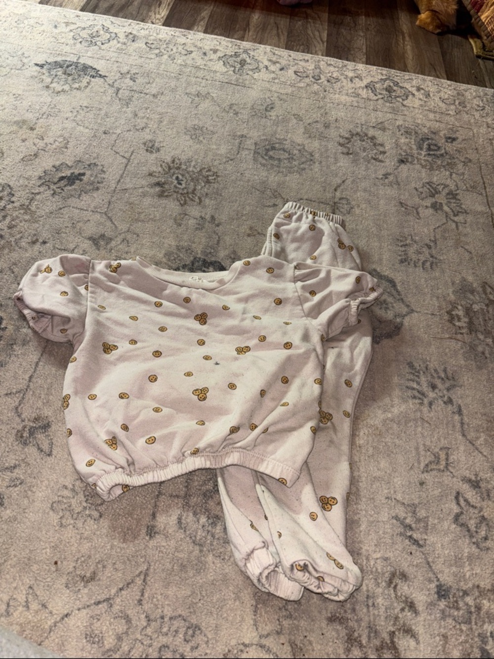 Jessica Simpson Kids Two-Piece Set in Light Pink with Gold Dot Print